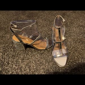 Special occasion/formal sandal w “bling” block heel!